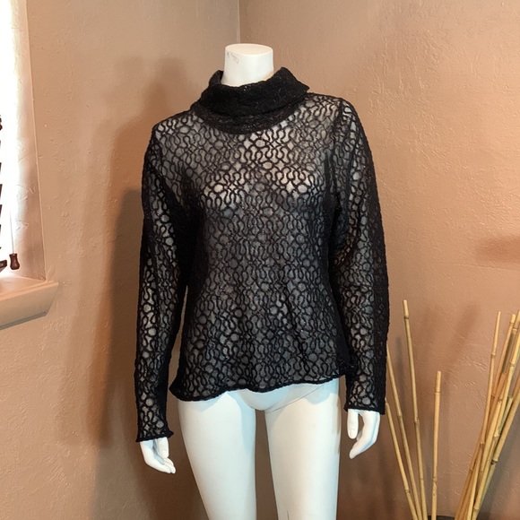 Lace blouse - Picture 2 of 4